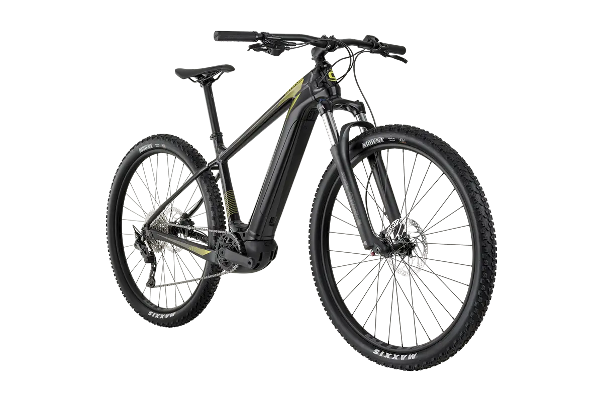 C21_C61351M_Trail_Neo_3_BLK_3Q copy