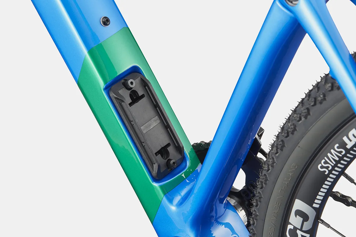 C23_C15203U_Topstone_Crb_2_Lefty_ELB_D6